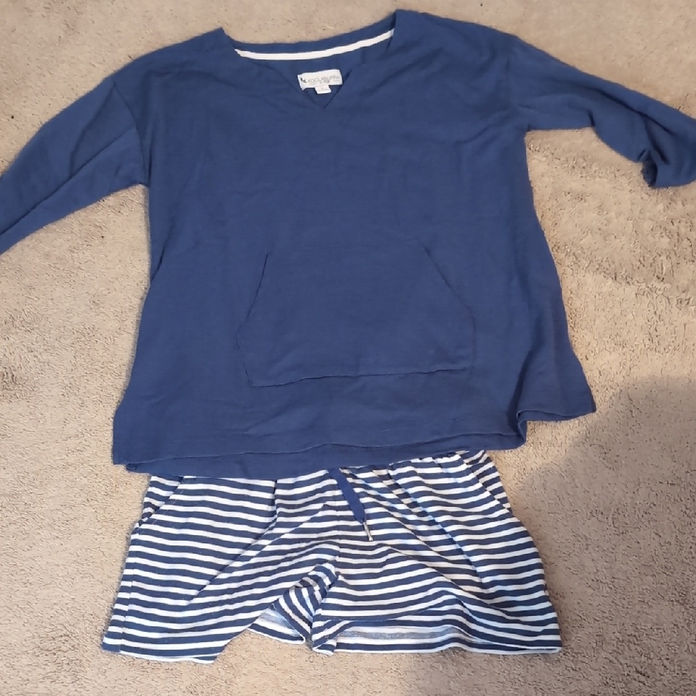 Koolaburra By Ugg Navy Top with Navy & White Striped Shorts Pajama Set
